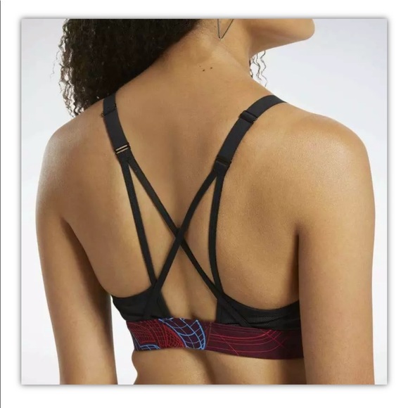 Reebok Womens Sports Bra TS Hero Strappy Tech Twist Padded Maroon Small Pullover - Picture 4 of 8